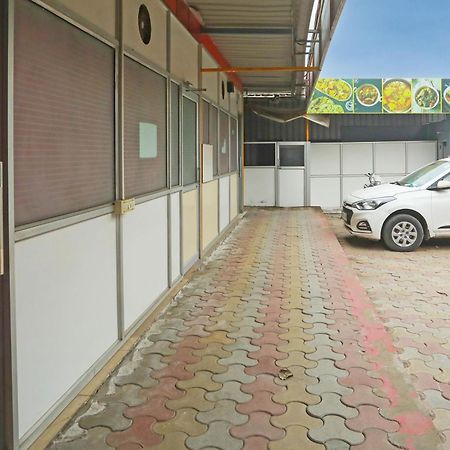 Bhiwadi Collection O Harsh Hotel & Restaurant מראה חיצוני תמונה